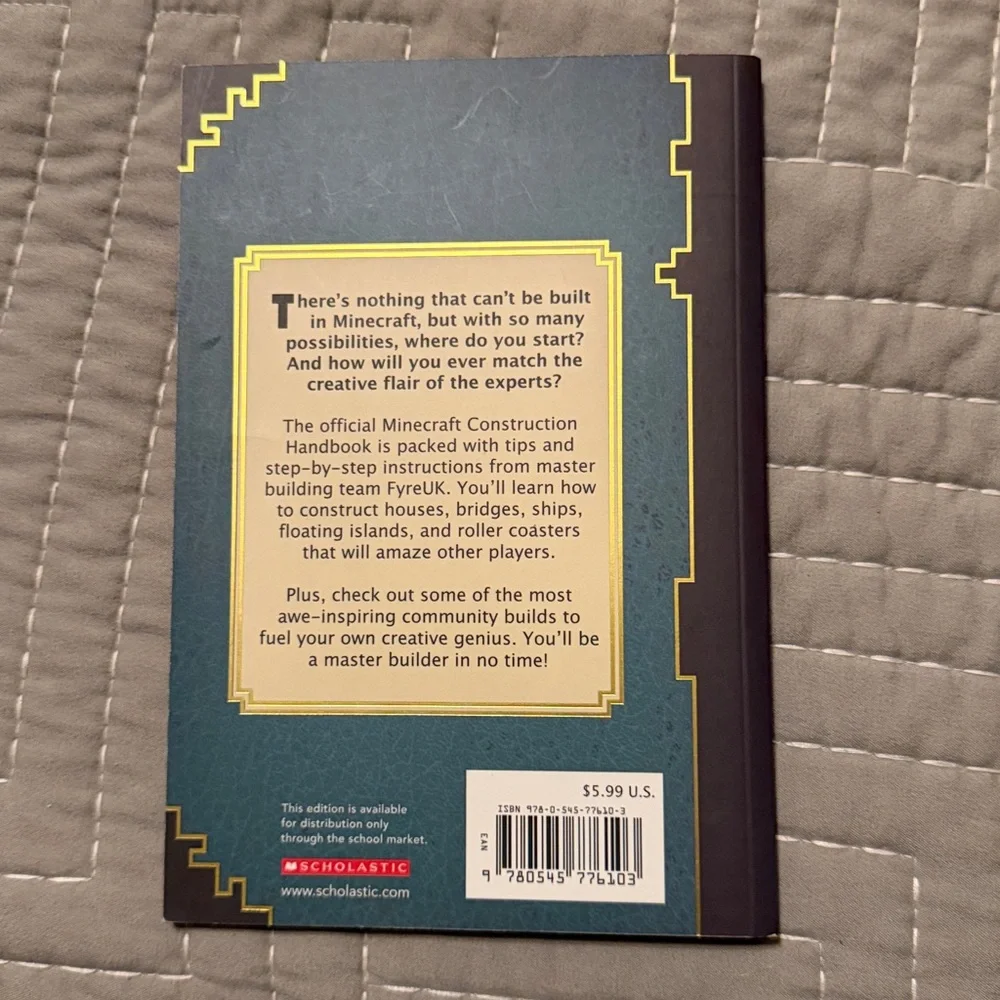 Like New Rare Minecraft Construction Handbook – Guide for Builders